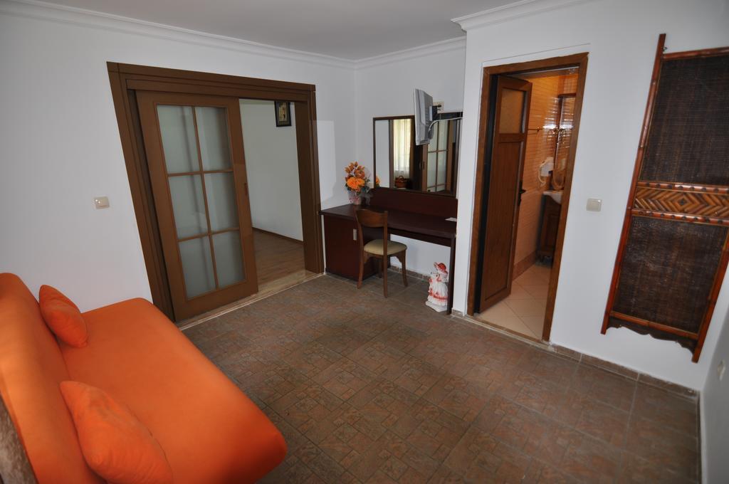 Longhouse Inn Hotel Dalyan Szoba fotó