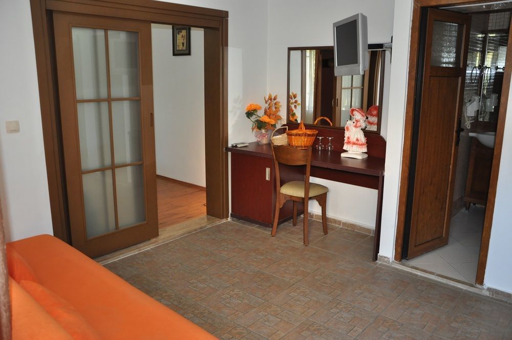 Longhouse Inn Hotel Dalyan Kültér fotó
