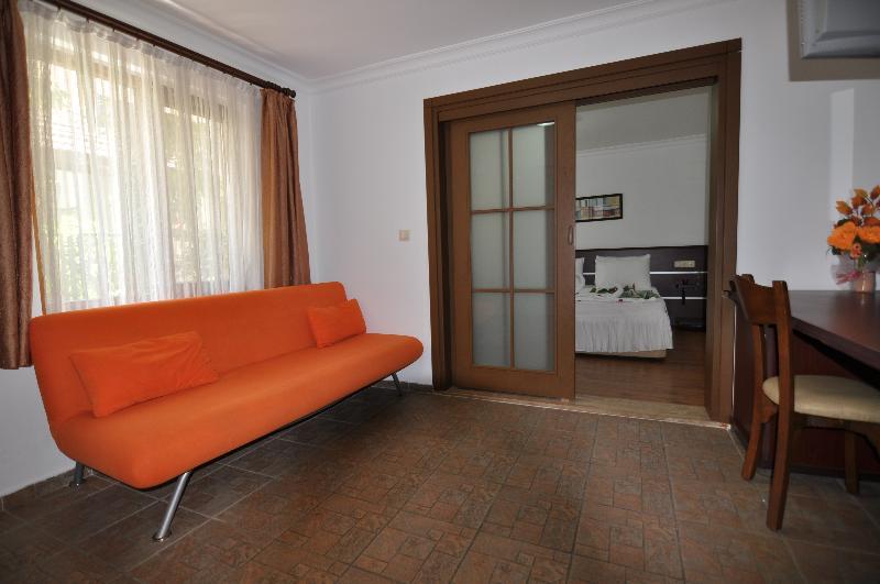 Longhouse Inn Hotel Dalyan Kültér fotó