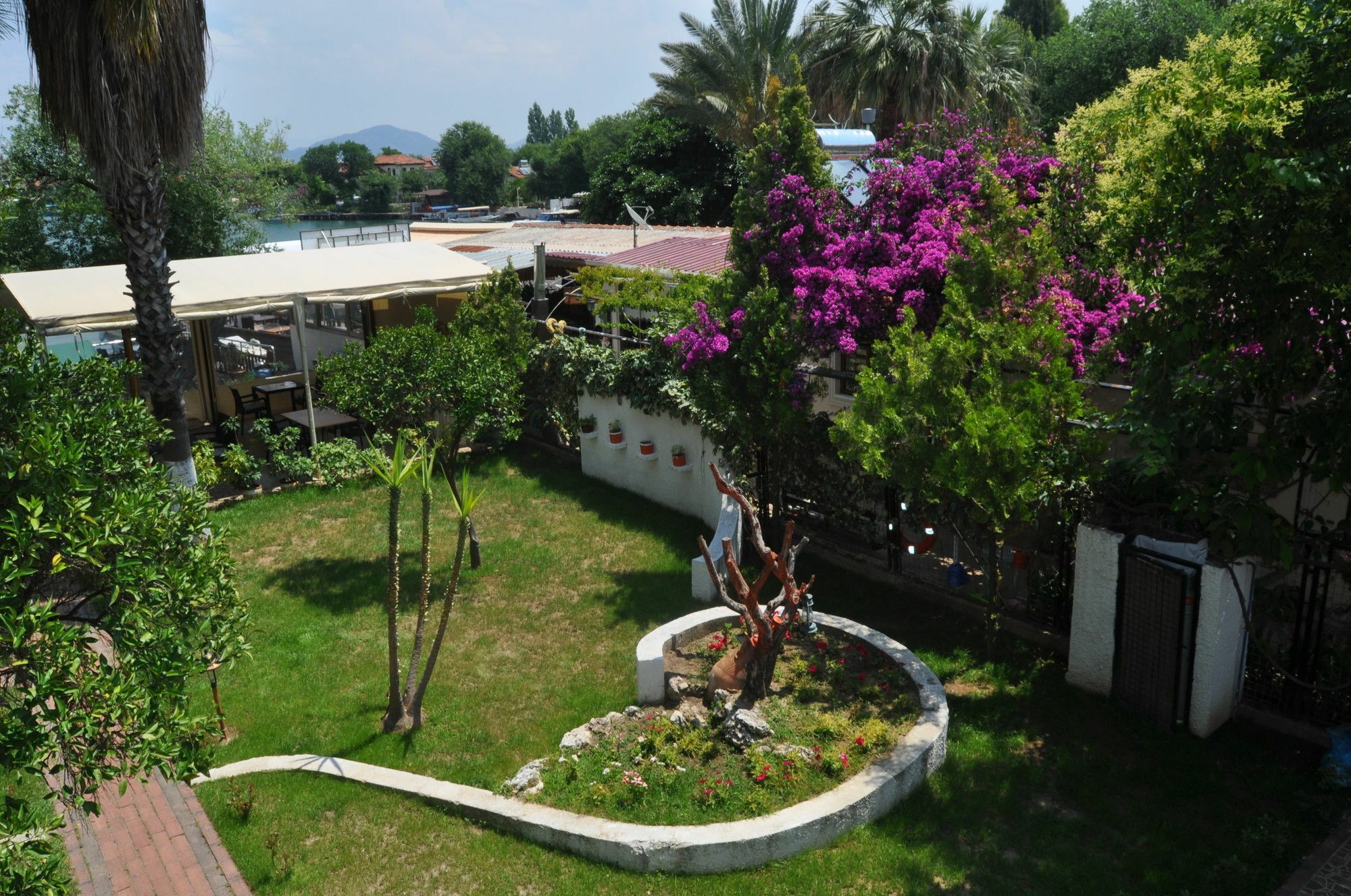 Longhouse Inn Hotel Dalyan Kültér fotó