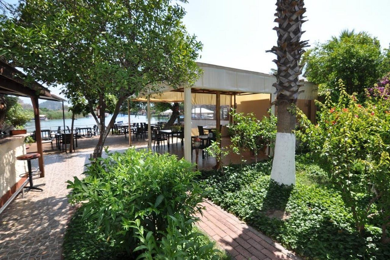 Longhouse Inn Hotel Dalyan Kültér fotó